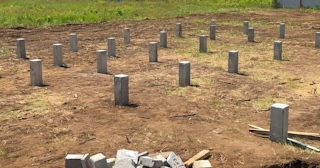 Фундамент на забивных жб сваях под ключ в Архангельске - фундамент из забивных железобетонных свай цена от 3182 руб/м2